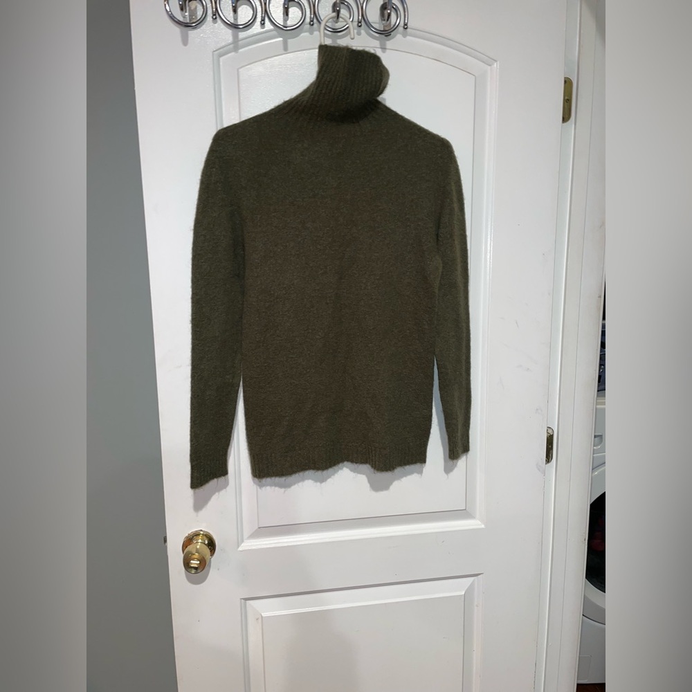 New! INDI & COLD Jessie Perkins Knit Sweater 💚 Medium - Picture 5 of 10